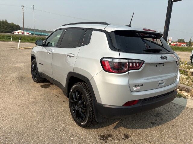 2025 Jeep Compass Altitude Whitecourt AB