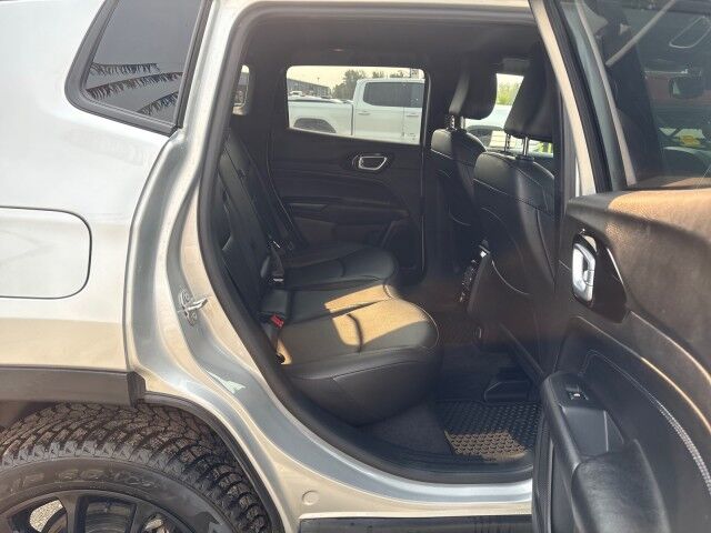 2025 Jeep Compass Altitude Whitecourt AB
