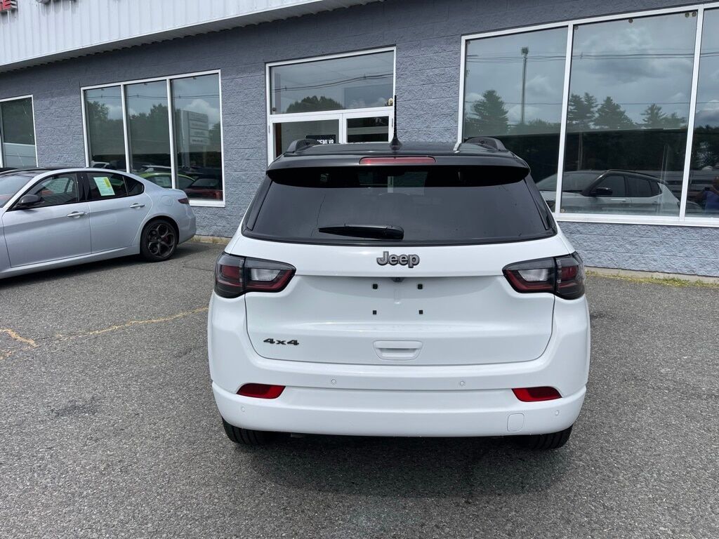 2025 Jeep Compass LIMITED 4X4 Orange MA