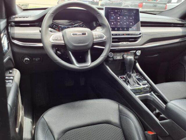 2025 Jeep Compass Latitude  TX