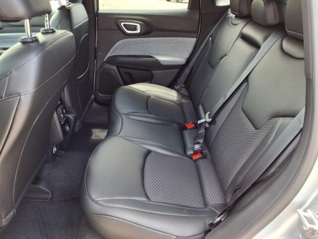 2025 Jeep Compass Latitude  TX