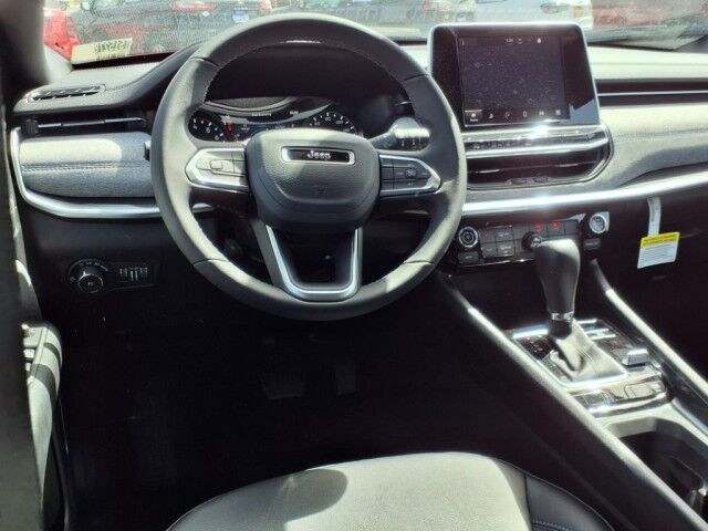 2025 Jeep Compass Latitude  TX