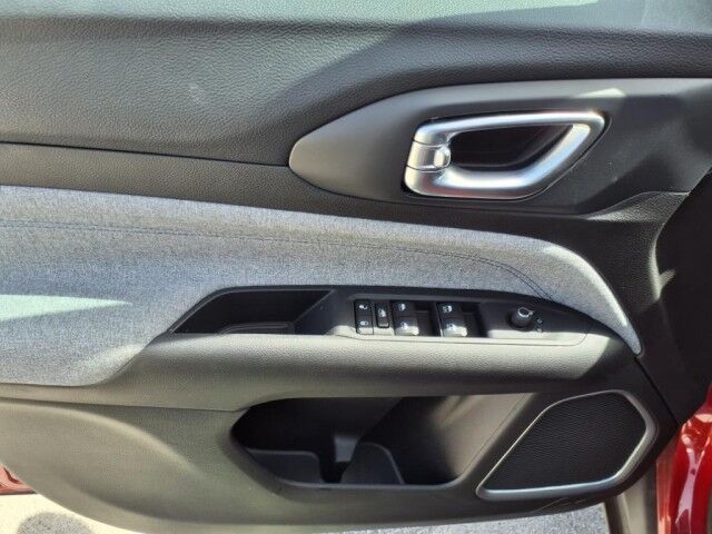 2025 Jeep Compass Latitude  TX