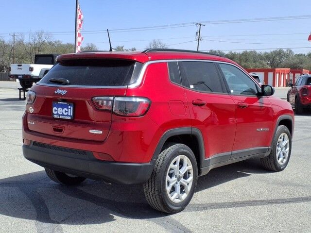 2025 Jeep Compass Latitude  TX