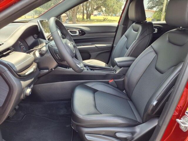 2025 Jeep Compass Latitude  TX