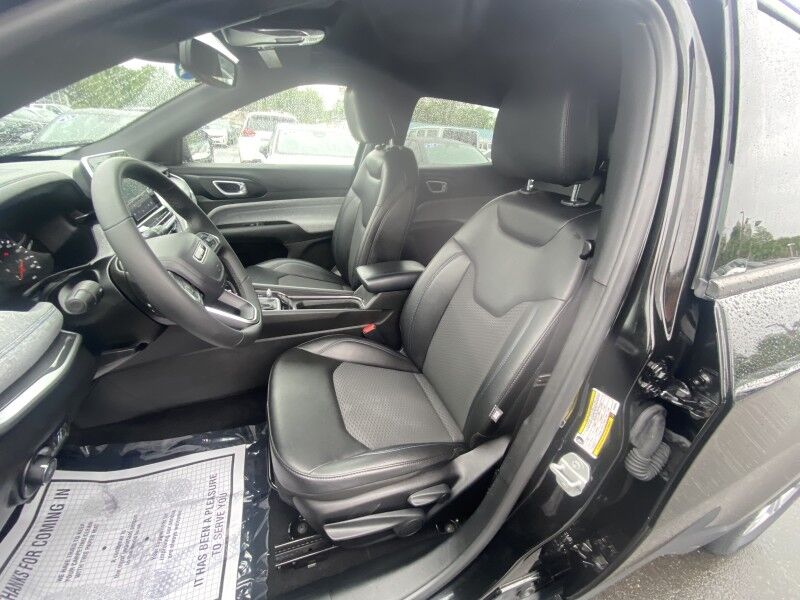 2025 Jeep Compass Latitude Springfield PA