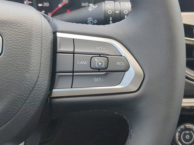 2025 Jeep Compass Latitude Appleton WI