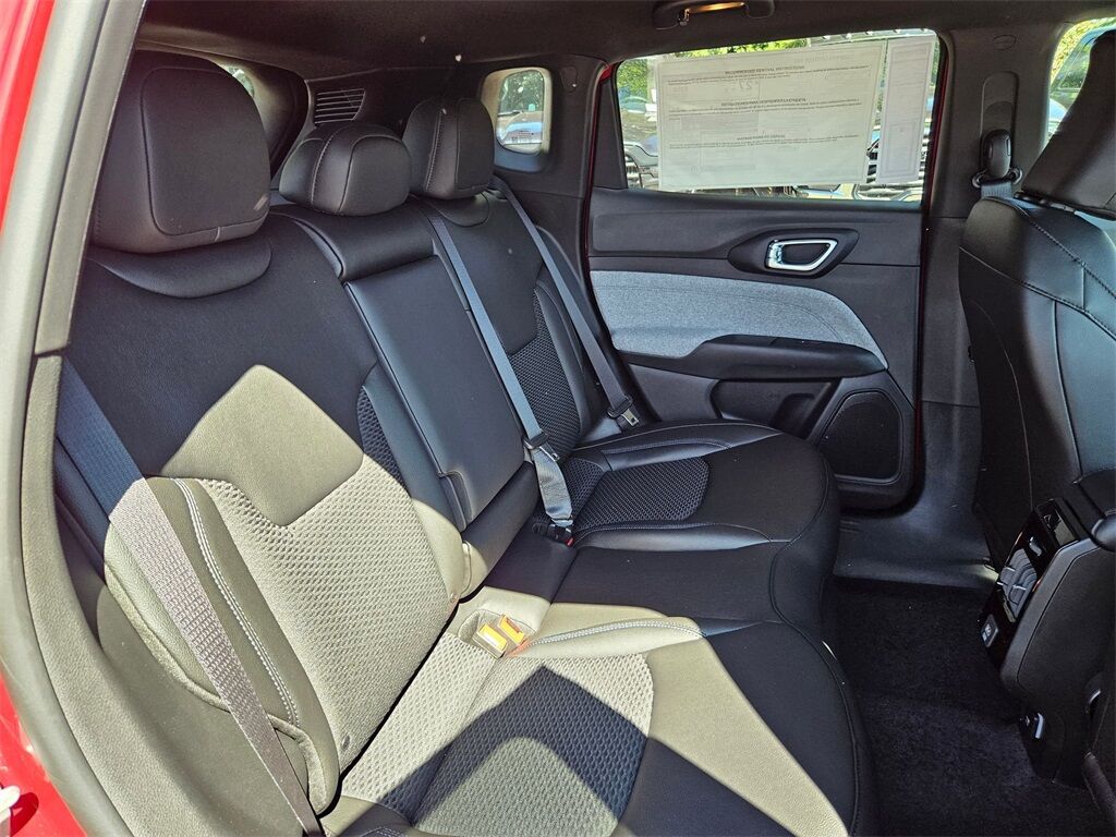 2025 Jeep Compass Latitude Gresham OR