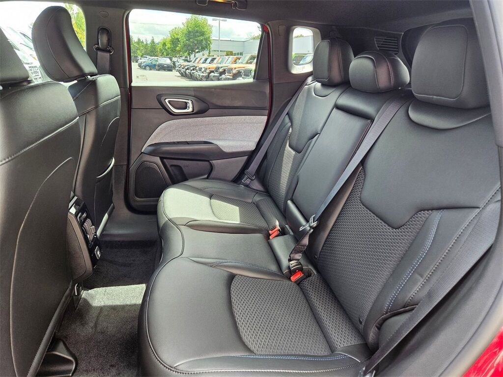 2025 Jeep Compass Latitude Gresham OR