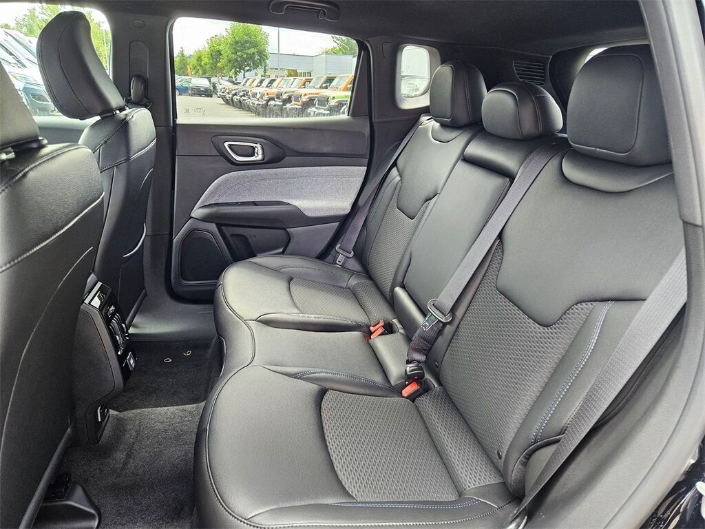 2025 Jeep Compass Latitude Gresham OR