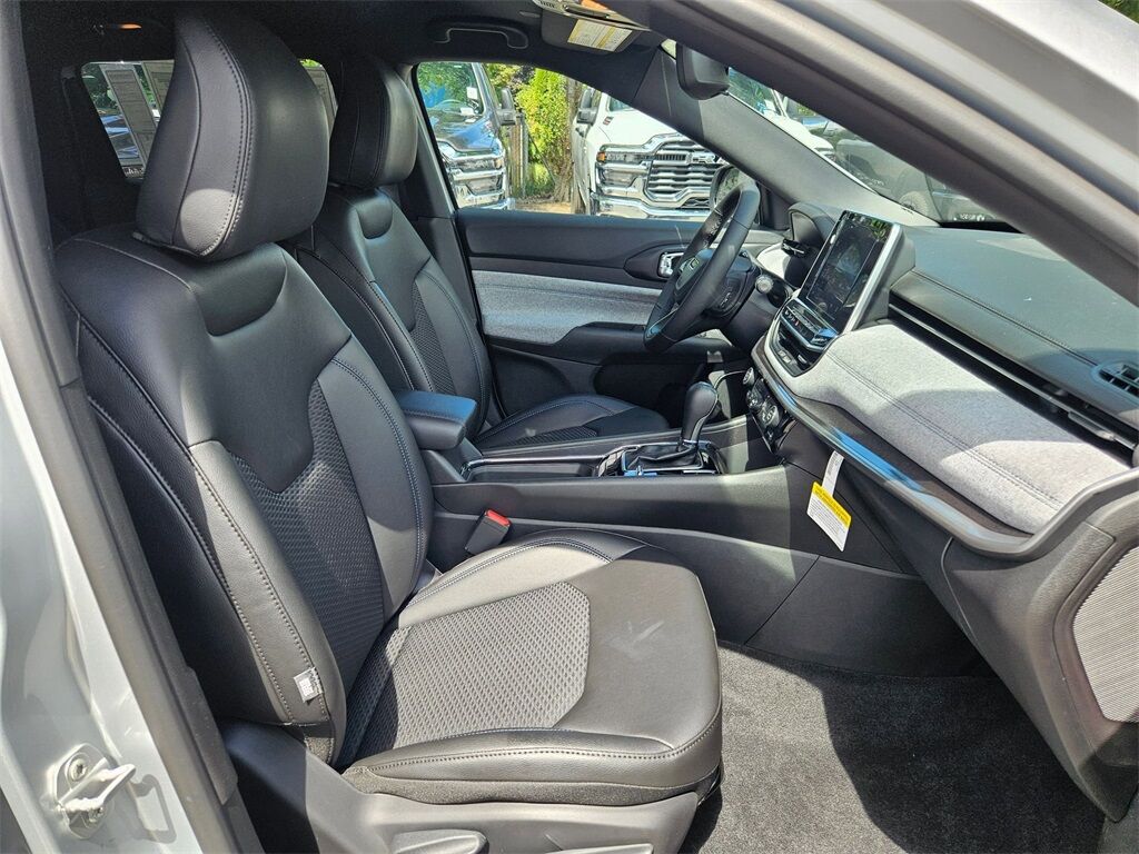 2025 Jeep Compass Latitude Gresham OR