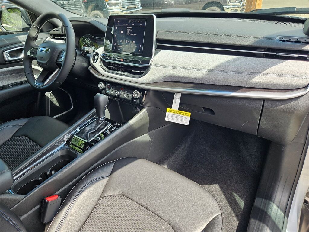 2025 Jeep Compass Latitude Gresham OR