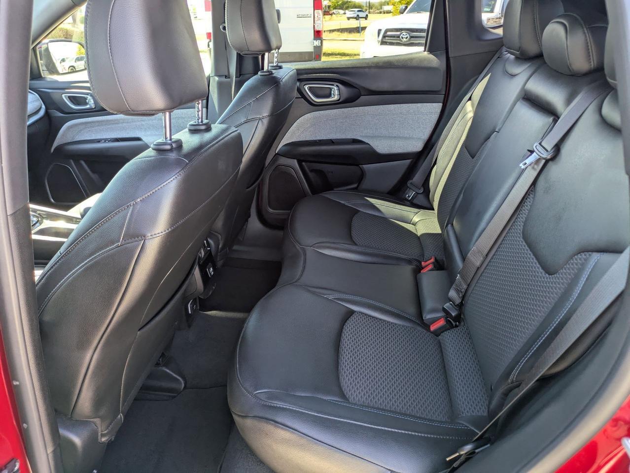 2025 Jeep Compass Latitude Castroville TX