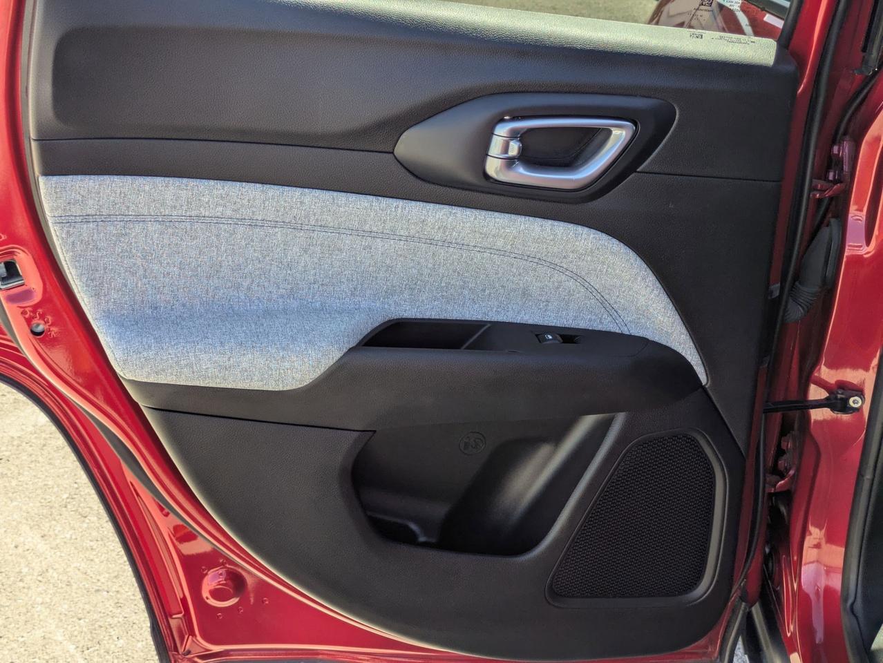 2025 Jeep Compass Latitude Castroville TX