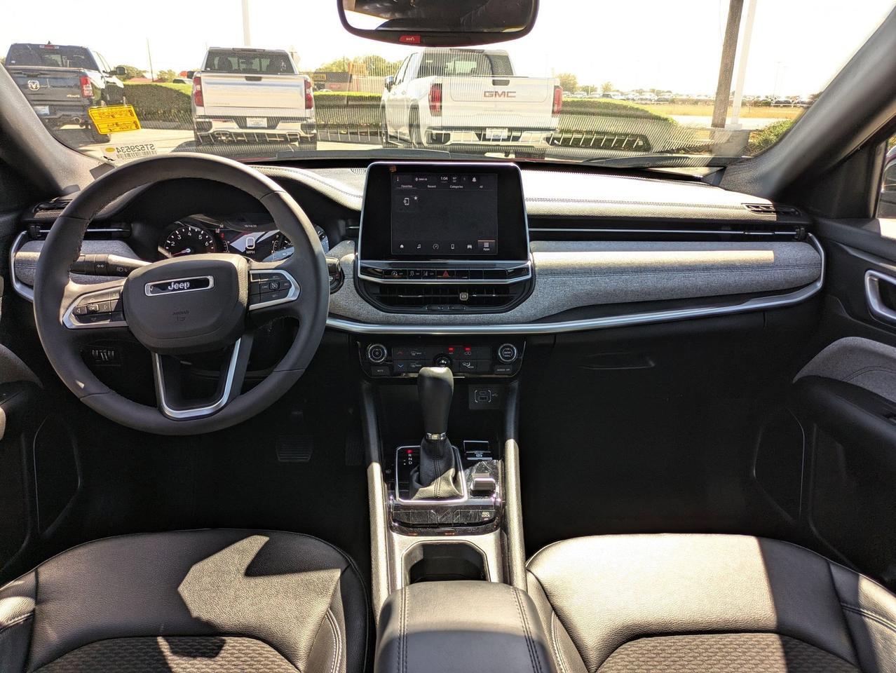 2025 Jeep Compass Latitude Castroville TX