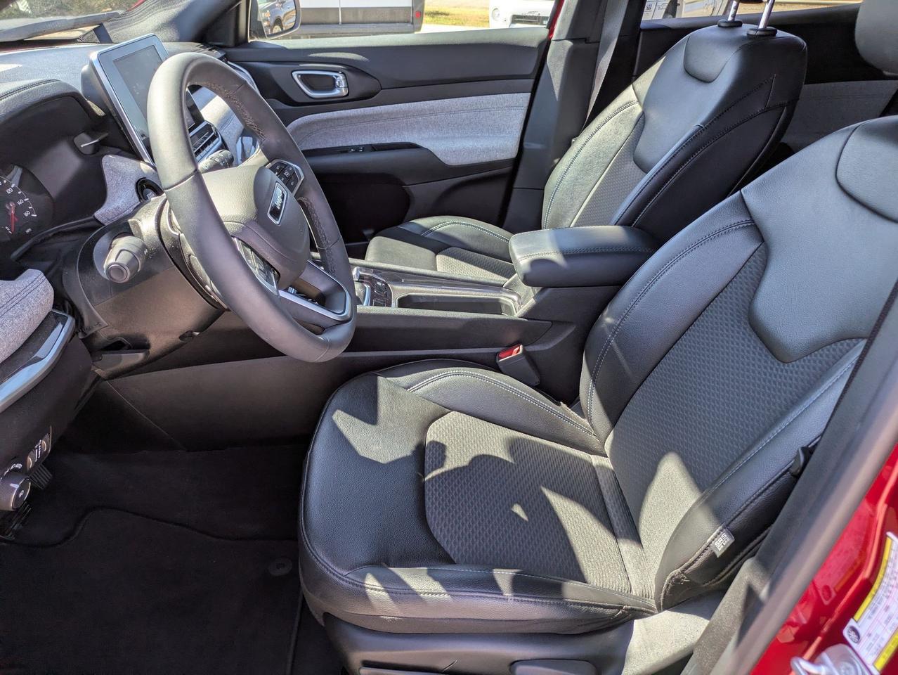 2025 Jeep Compass Latitude Castroville TX