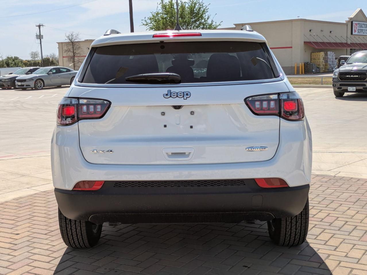 2025 Jeep Compass Latitude Castroville TX