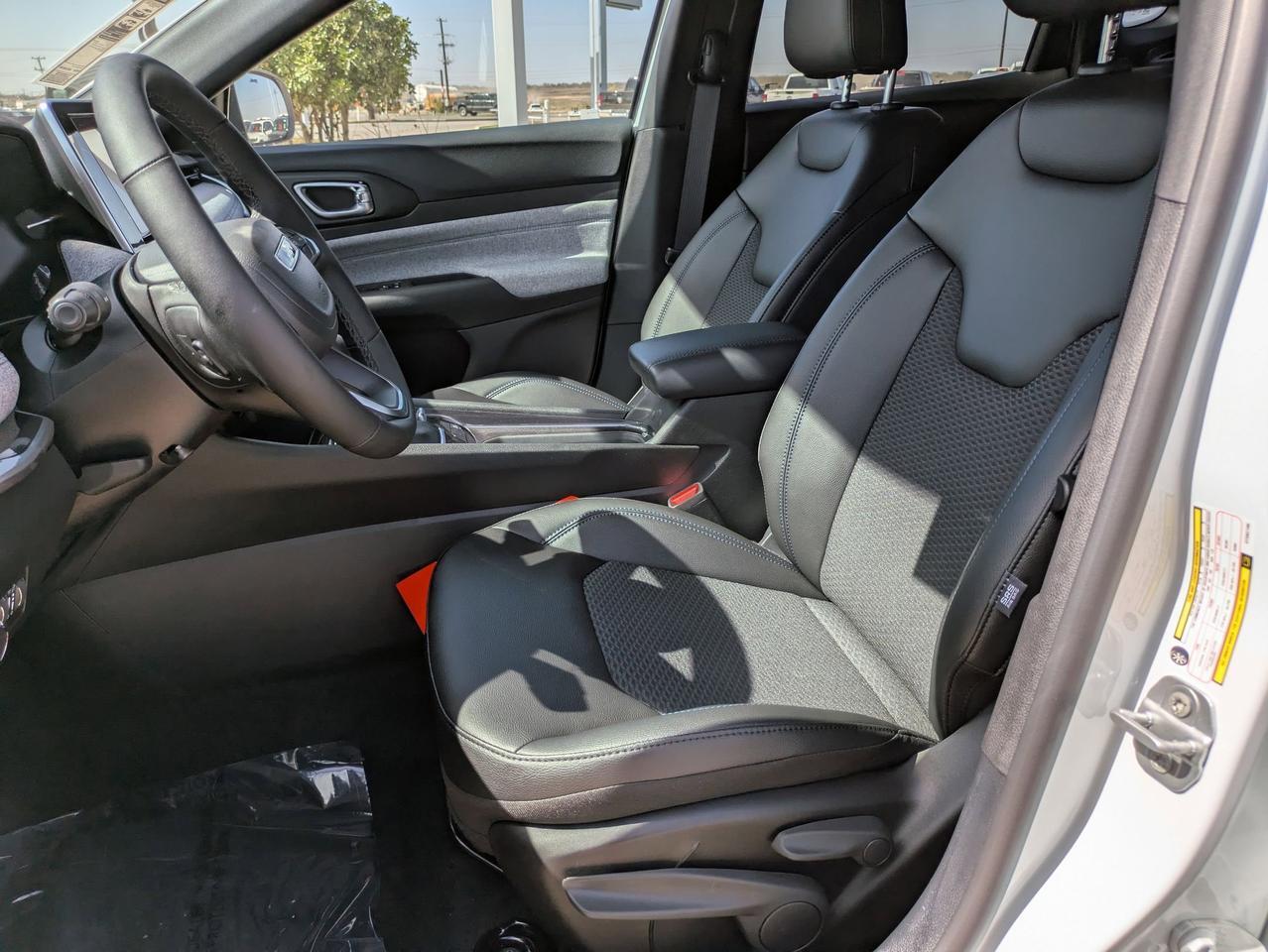 2025 Jeep Compass Latitude Castroville TX