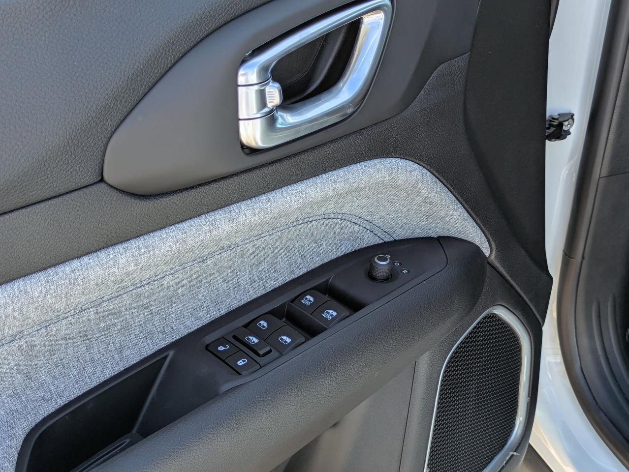 2025 Jeep Compass Latitude Castroville TX