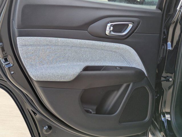 2025 Jeep Compass Latitude Castroville TX