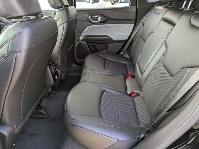 2025 Jeep Compass Latitude Castroville TX