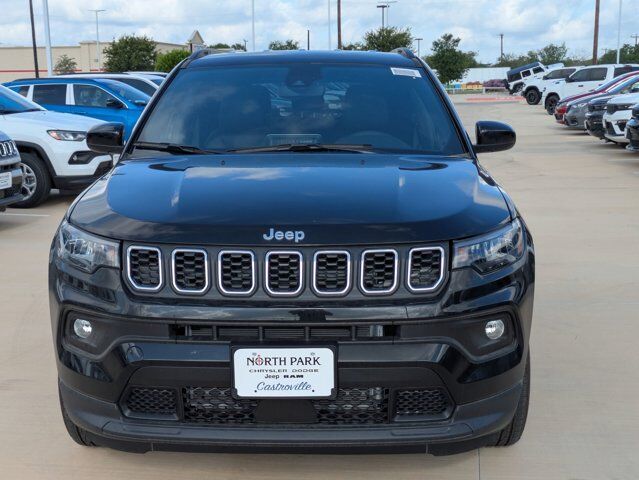 2025 Jeep Compass Latitude Castroville TX