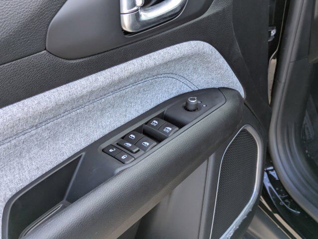 2025 Jeep Compass Latitude Castroville TX