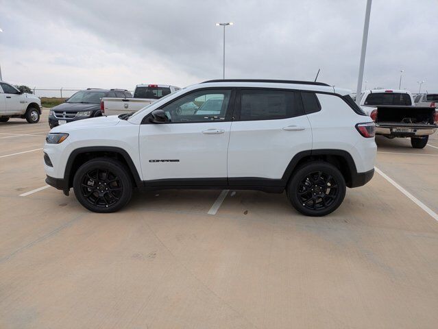 2025 Jeep Compass Latitude Castroville TX