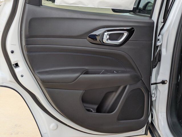 2025 Jeep Compass Latitude Castroville TX