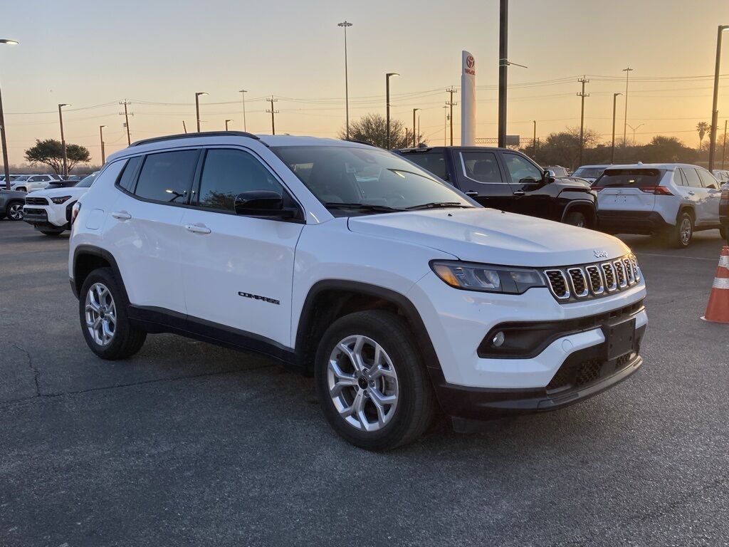 2025 Jeep Compass Latitude
