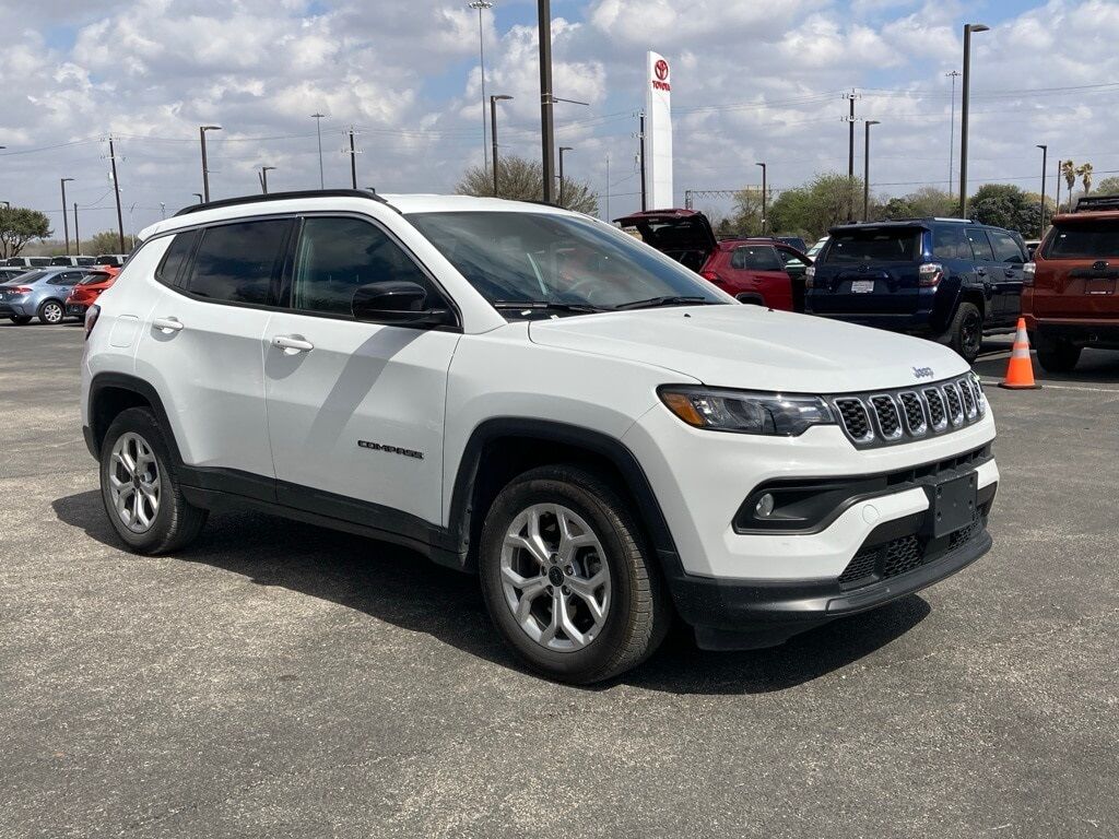 2025 Jeep Compass Latitude