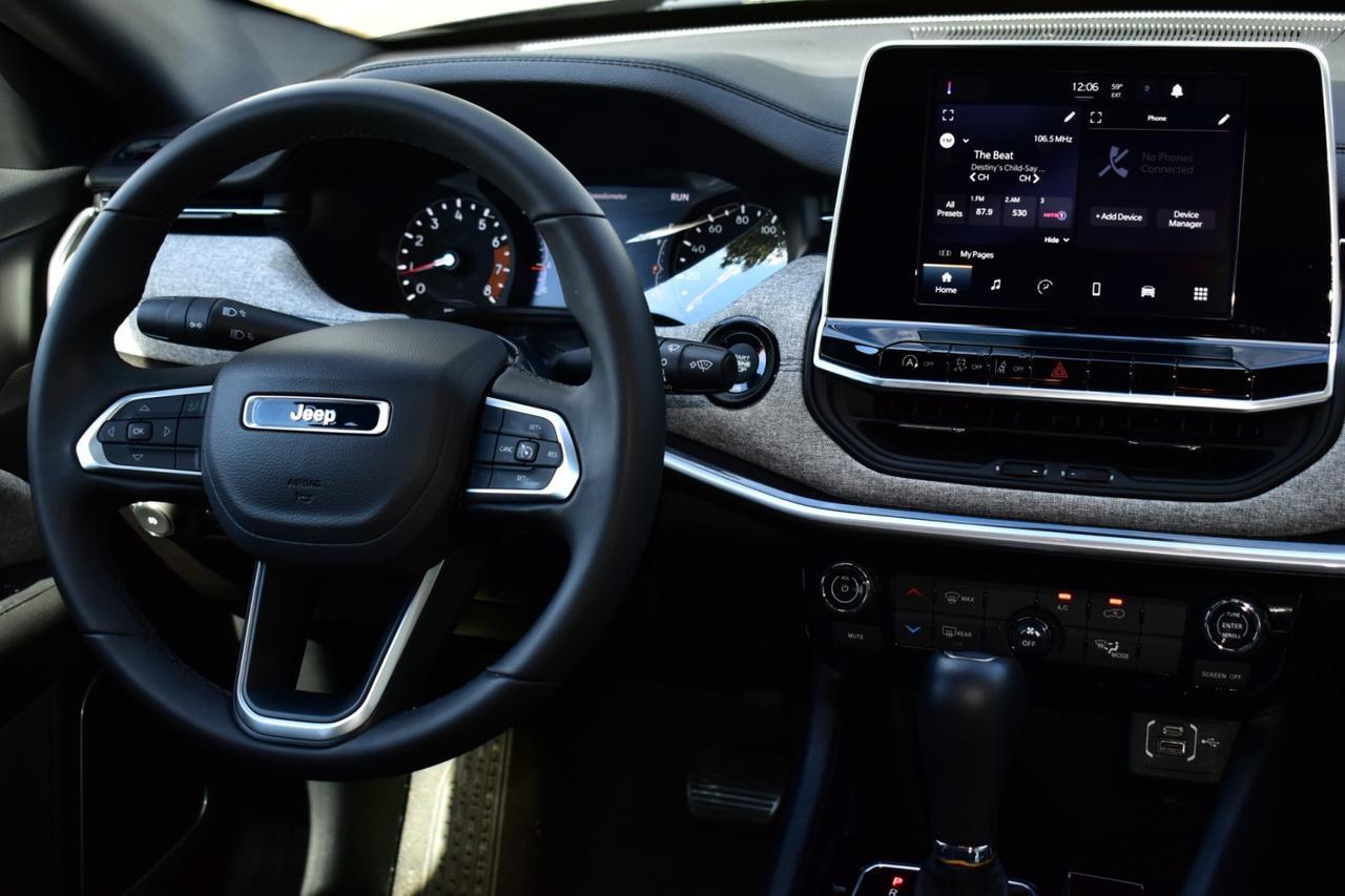 2025 Jeep Compass Latitude Tampa FL