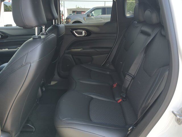 2025 Jeep Compass Latitude Winder GA
