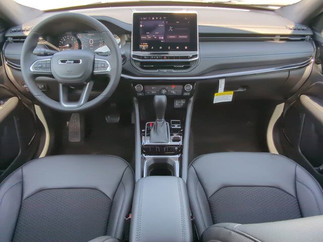 2025 Jeep Compass Latitude Winder GA