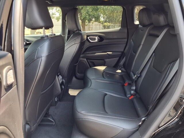 2025 Jeep Compass Limited  TX