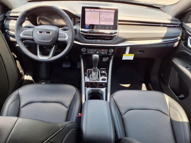 2025 Jeep Compass Limited  TX