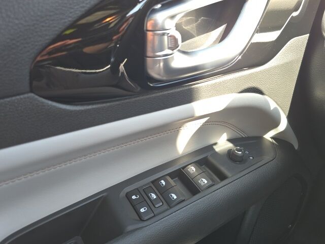 2025 Jeep Compass Limited photo 12