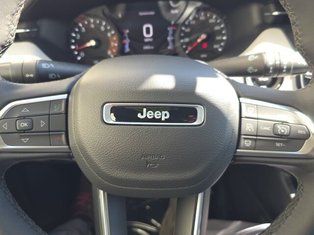 2025 Jeep Compass Limited photo 16