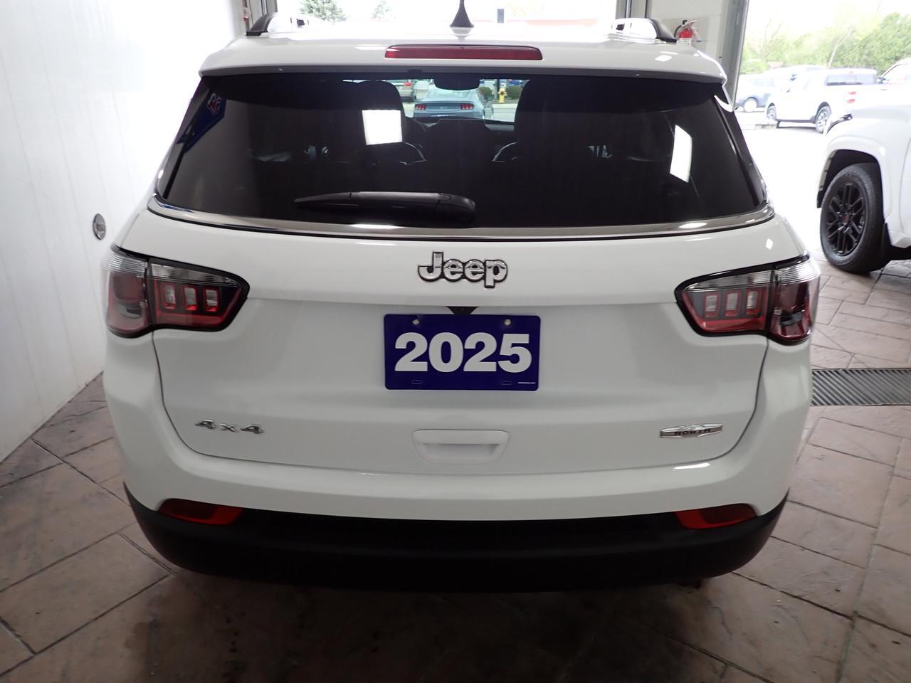 2025 Jeep Compass North 4WD Listowel ON
