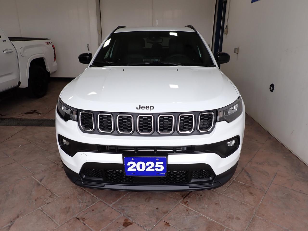 2025 Jeep Compass North 4WD Listowel ON