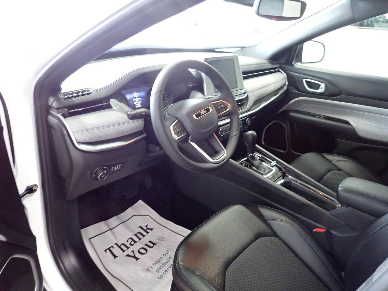 2025 Jeep Compass North 4WD Listowel ON