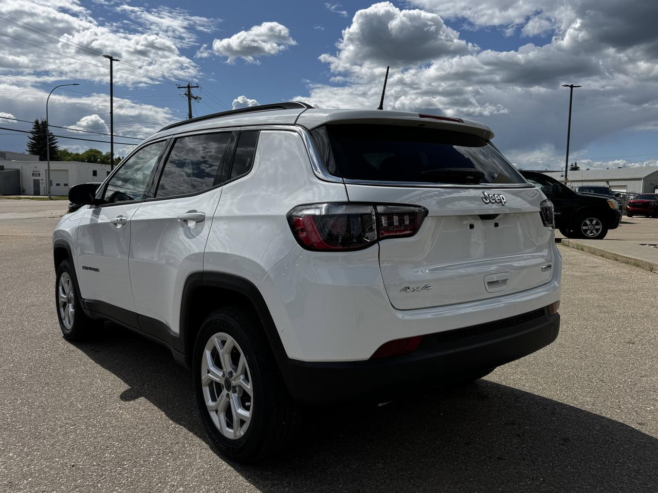 2025 Jeep Compass North 4x4 | 2L Turbo | Pano Sunroof | NAV | Power Liftgate Redwater AB