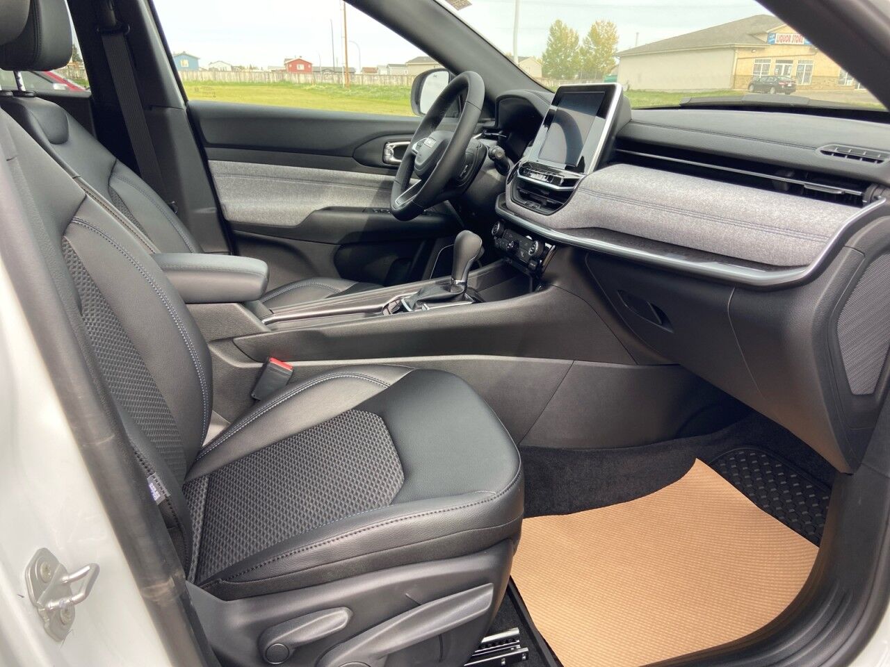 2025 Jeep Compass North High Level AB