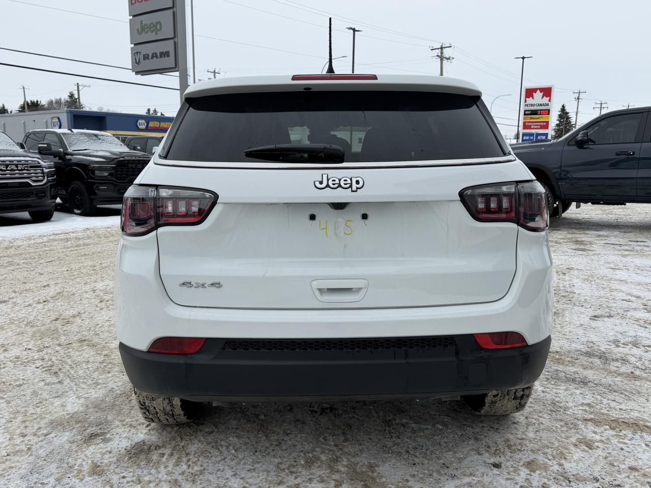 2025 Jeep Compass Sport 4x4 | 2L Turbo | Low KMs | Heated Seats | Rearview Camera | Bluetooth | Towing Capability Redwater AB