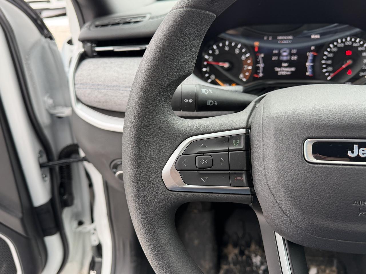 2025 Jeep Compass Sport 4x4 | 2L Turbo | Low KMs | Heated Seats | Rearview Camera | Bluetooth | Towing Capability Redwater AB