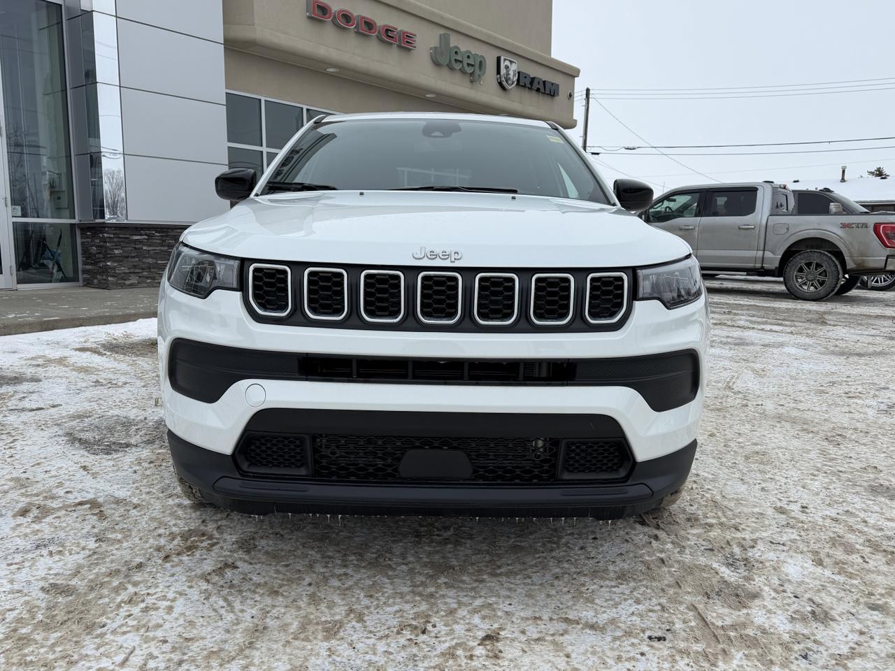 2025 Jeep Compass Sport 4x4 | 2L Turbo | Low KMs | Heated Seats | Rearview Camera | Bluetooth | Towing Capability Redwater AB