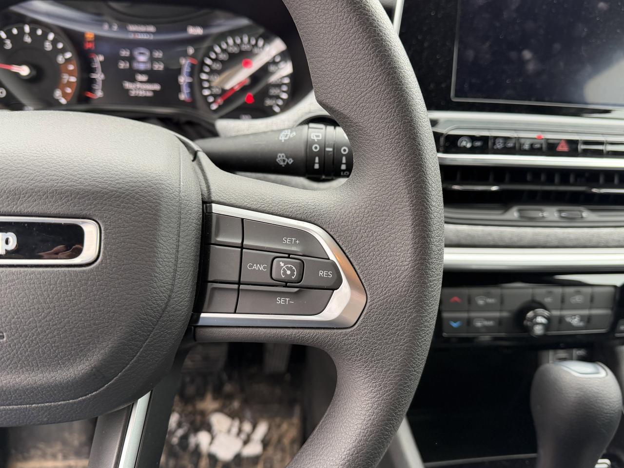 2025 Jeep Compass Sport 4x4 | 2L Turbo | Low KMs | Heated Seats | Rearview Camera | Bluetooth | Towing Capability Redwater AB