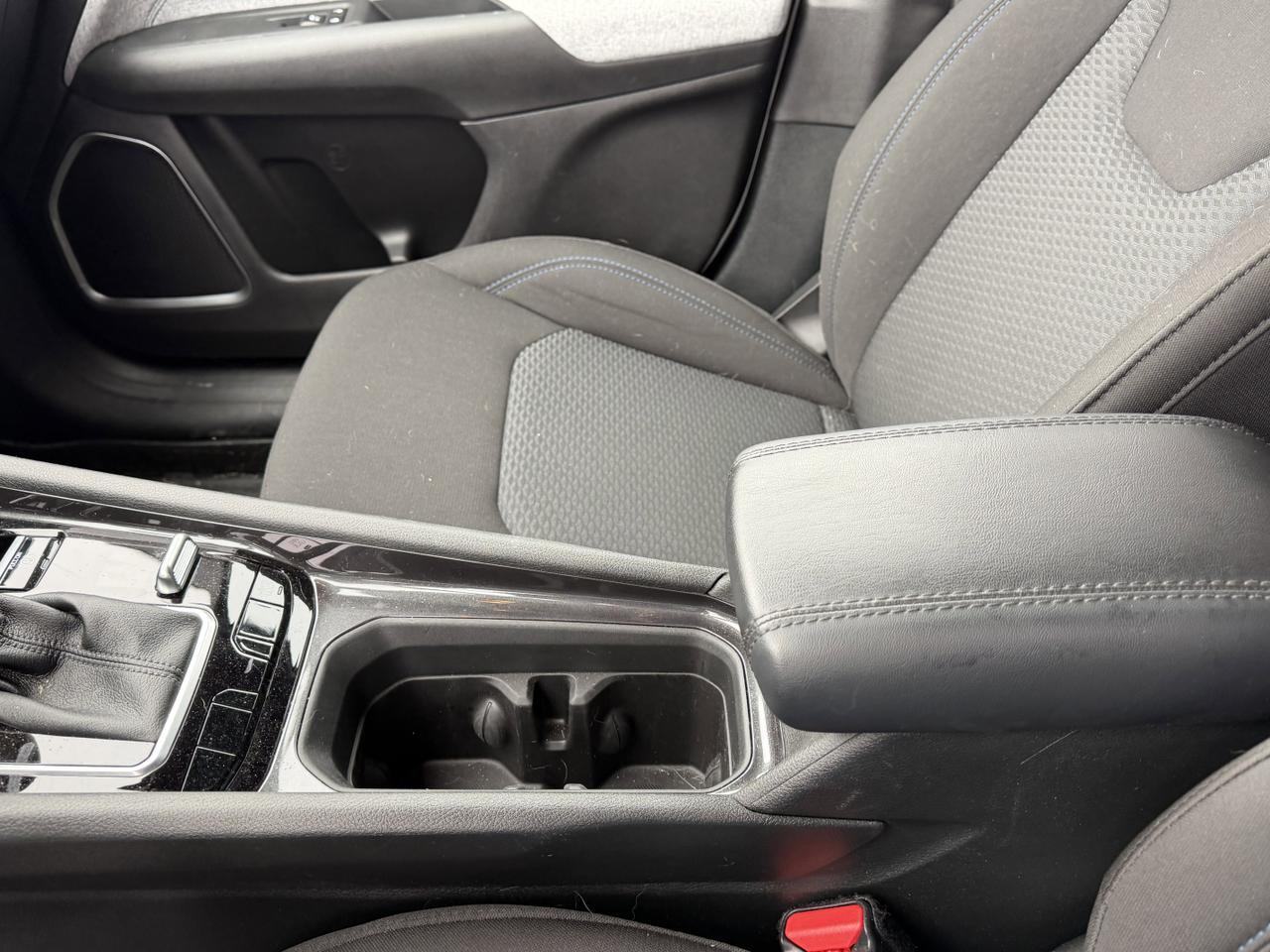 2025 Jeep Compass Sport 4x4 | 2L Turbo | Low KMs | Heated Seats | Rearview Camera | Bluetooth | Towing Capability Redwater AB