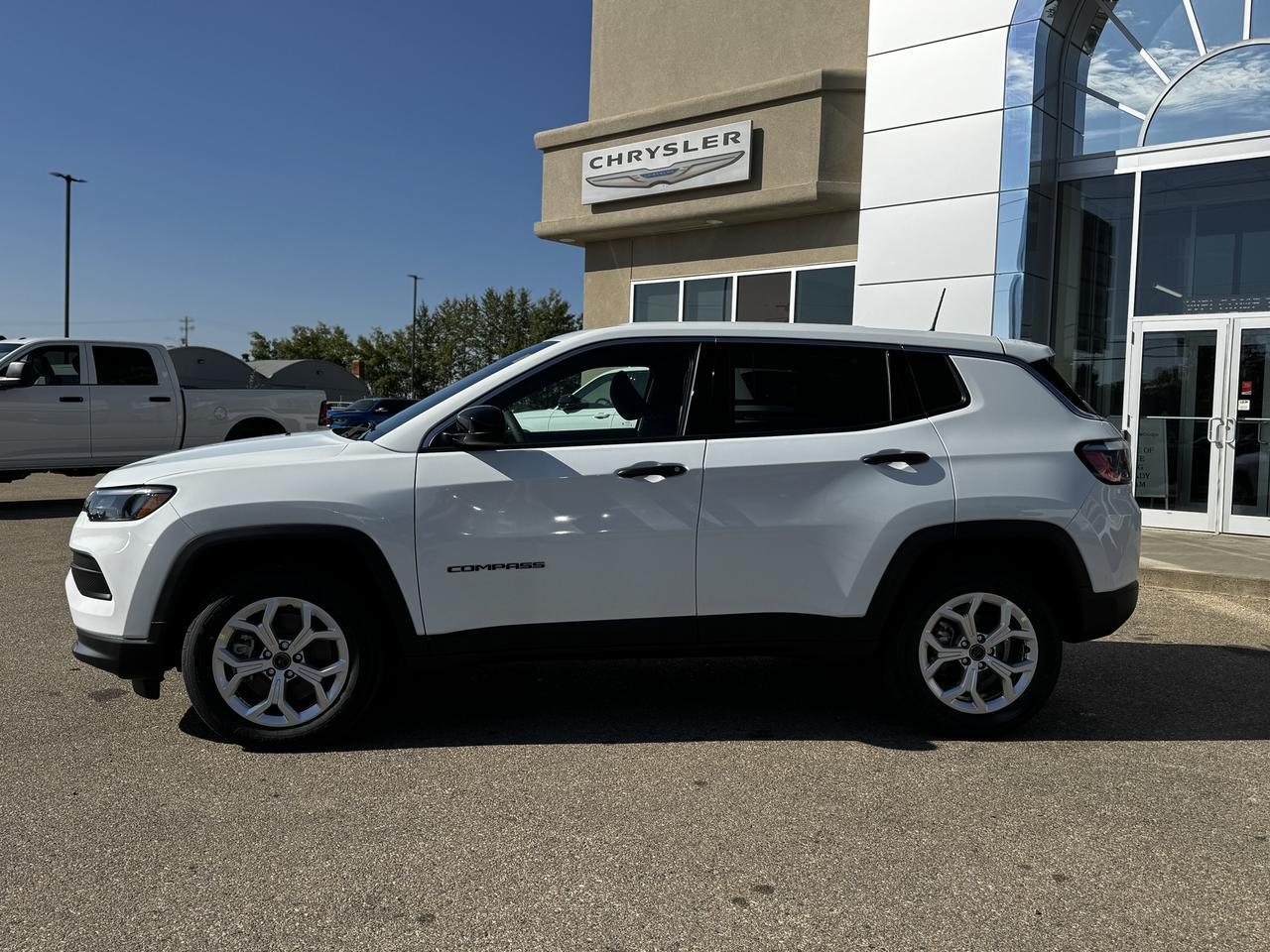 2025 Jeep Compass Sport 4x4 | 2L Turbo | Low KMs | Heated Seats | Rearview Camera | Bluetooth | Towing Capability Redwater AB