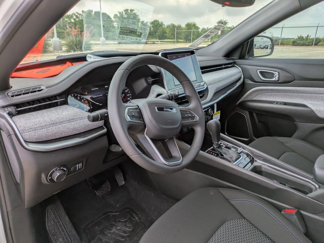 2025 Jeep Compass Sport Castroville TX